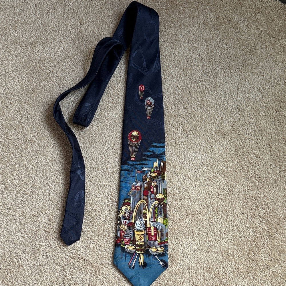 Oleg Cassini McDonalds Cityscape Men’s Necktie